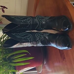 Ariat Black Leather Cowboy Boots